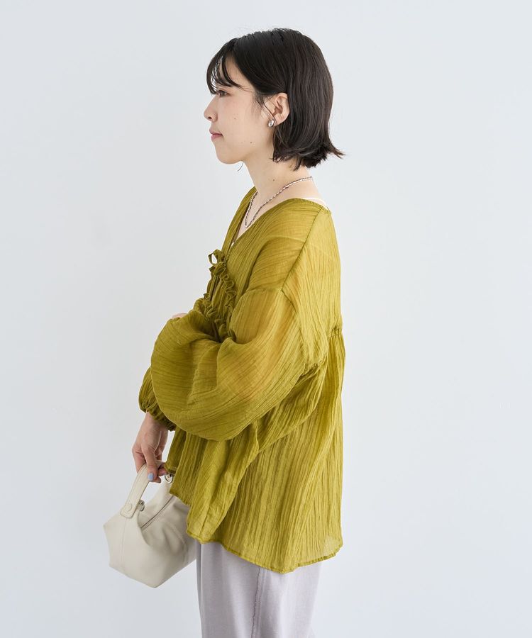 Green Parks「Vネックフリルシアープリーツブラウス」|シャツ・ブラウス|