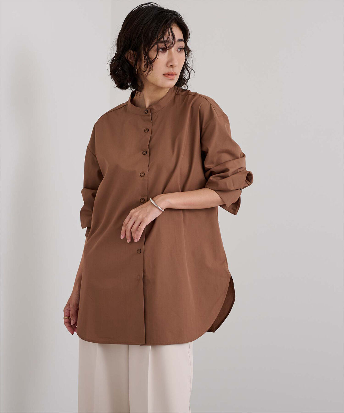 ur's「釦バックスリットチュニックシャツ」|シャツ・ブラウス|
