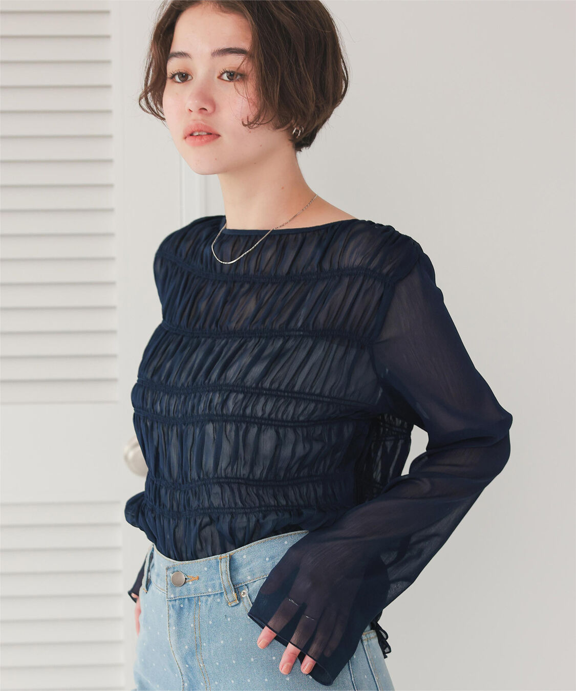 titivate「シアー楊柳シャーリングブラウス」|シャツ・ブラウス|ネイビー