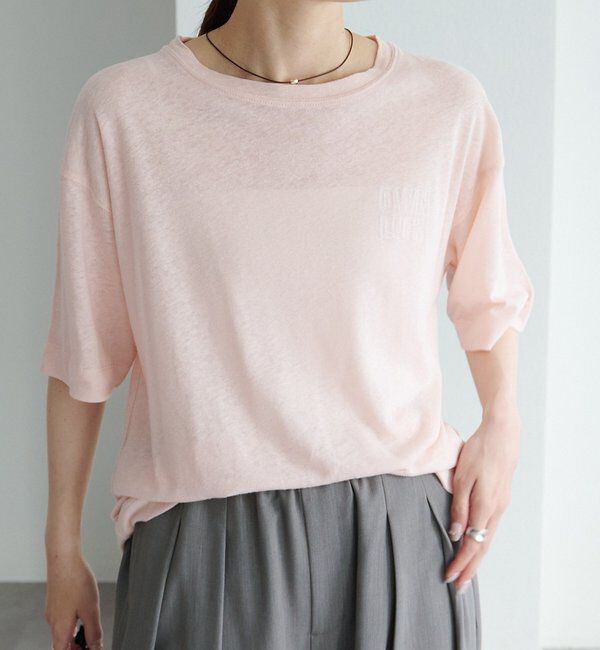  「ロゴ刺繍&times;フロッキープリント麻混Tシャツ」|Tシャツ・カットソー|