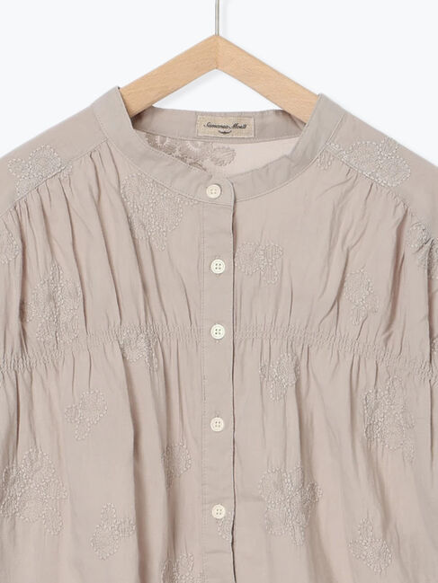 Samansa Mos2「ハンドステッチ風花柄シャーリングブラウス」|シャツ・ブラウス|