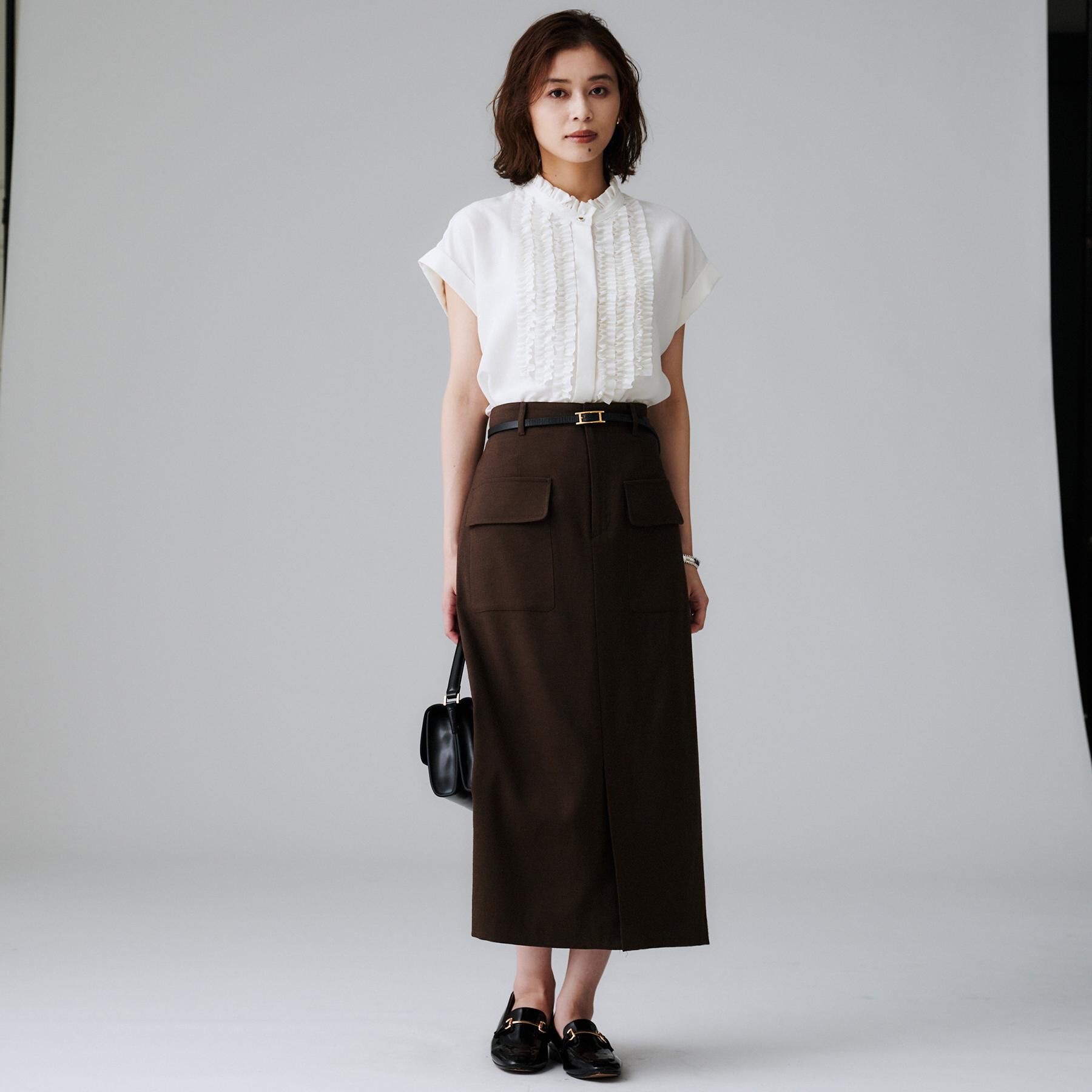 UNTITLED「スタンドネックフリルブラウス【吸水速乾/UVケア】」|シャツ・ブラウス|