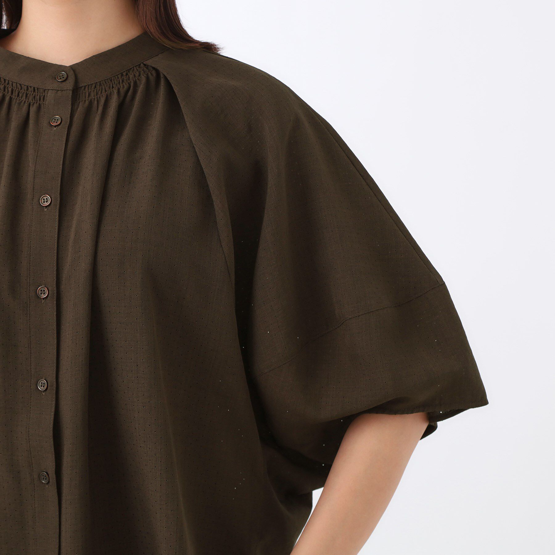 Reflect「【体型カバー／ゆったり着られる◎】バンドカラー七分袖ブラウス」|シャツ・ブラウス|