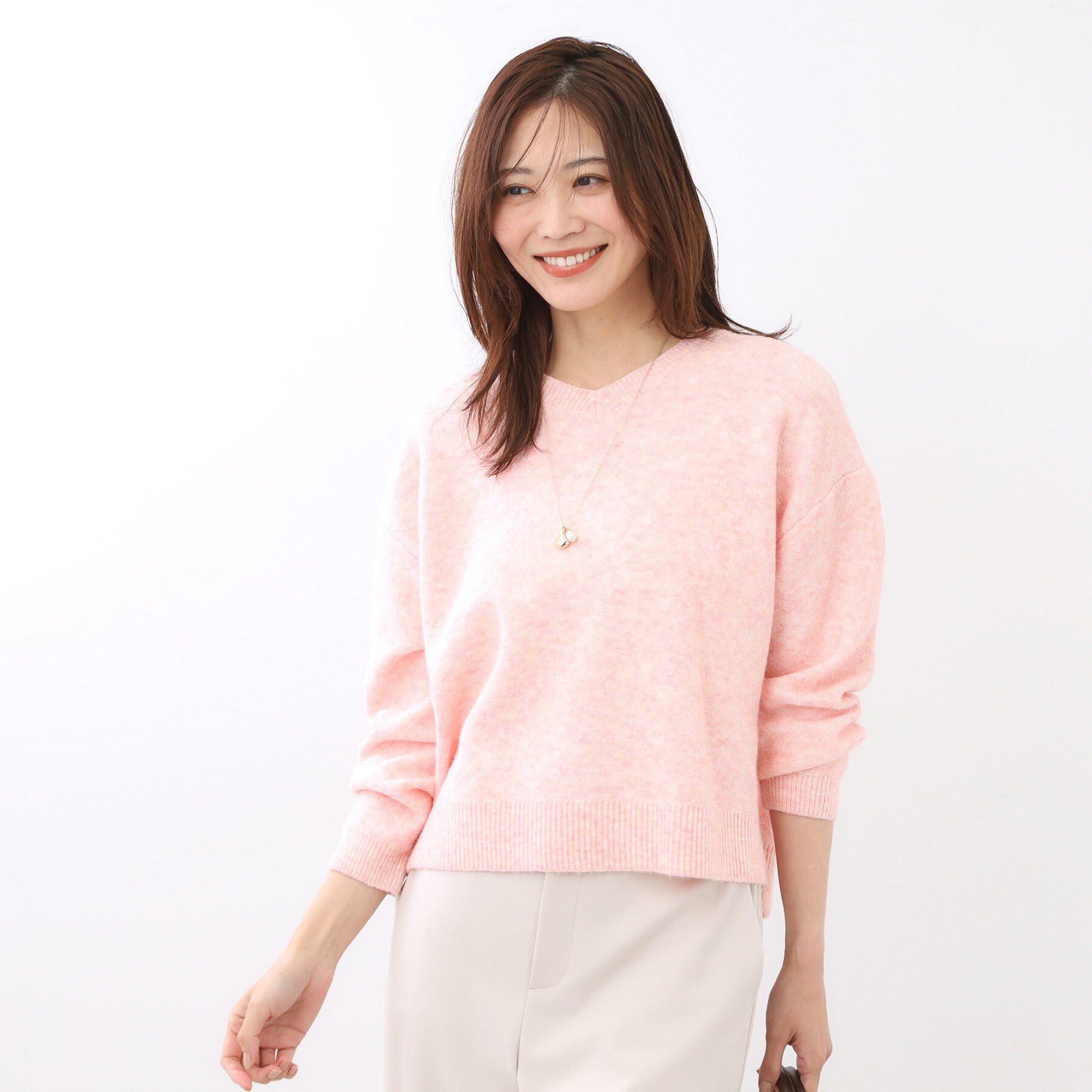 Reflect「【選べる5色／ゆったりシルエット】Vネックスパンコールニット」|ニット・セーター|