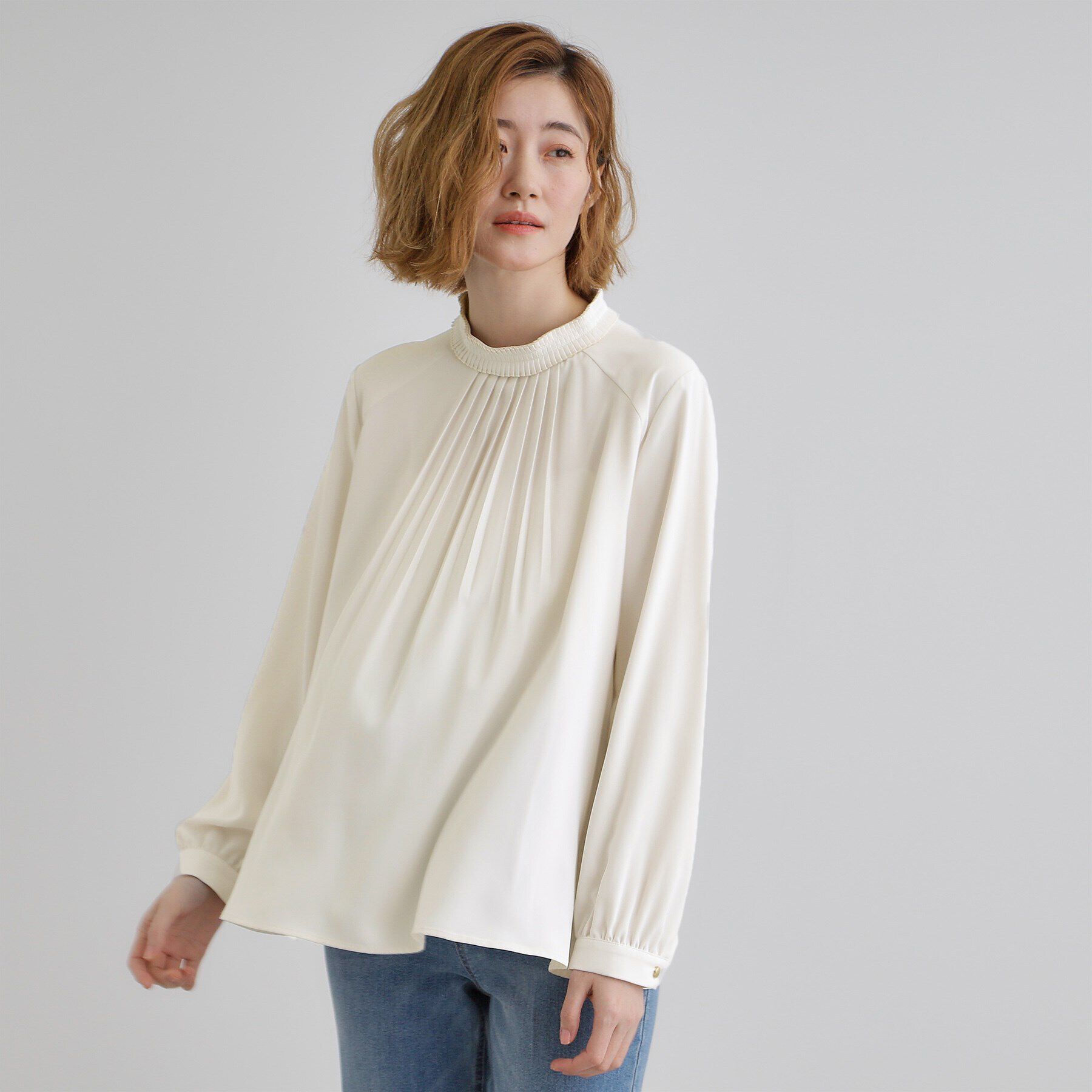 grove「【マシンウォッシュ／防シワ】プリーツネックブラウス」|シャツ・ブラウス|オフホワイト(003