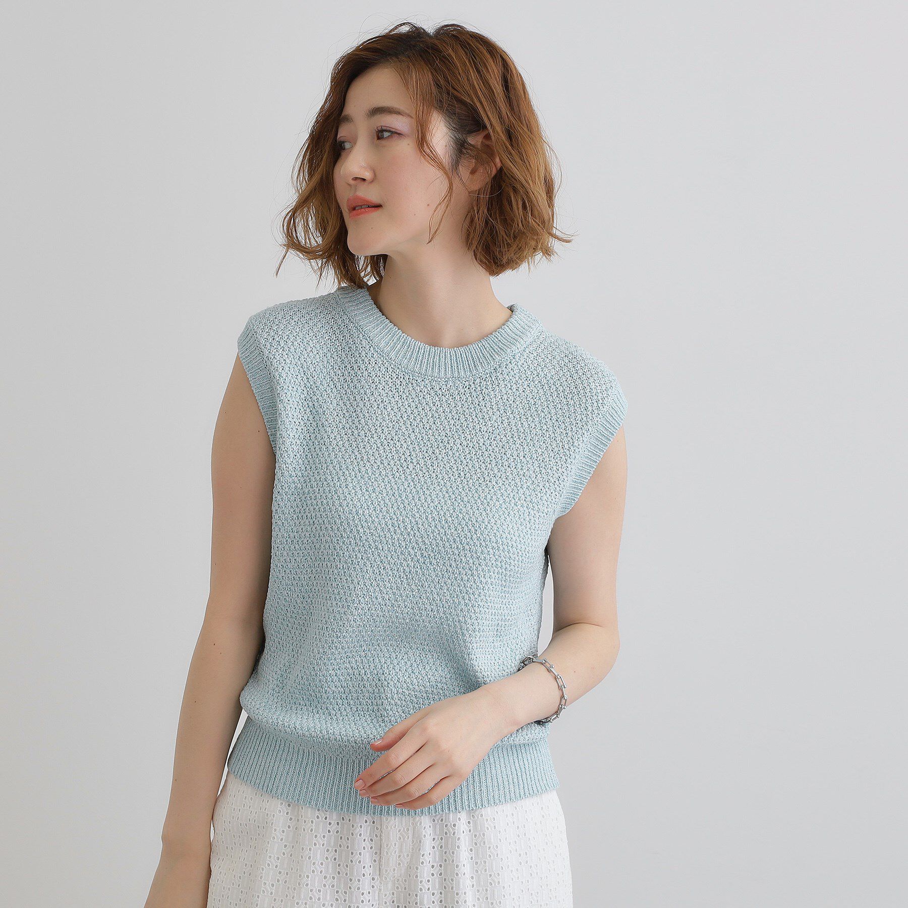 grove「ラメの上品な輝きが魅力 ラメカノコスリーブレスニット」|ニット・セーター|