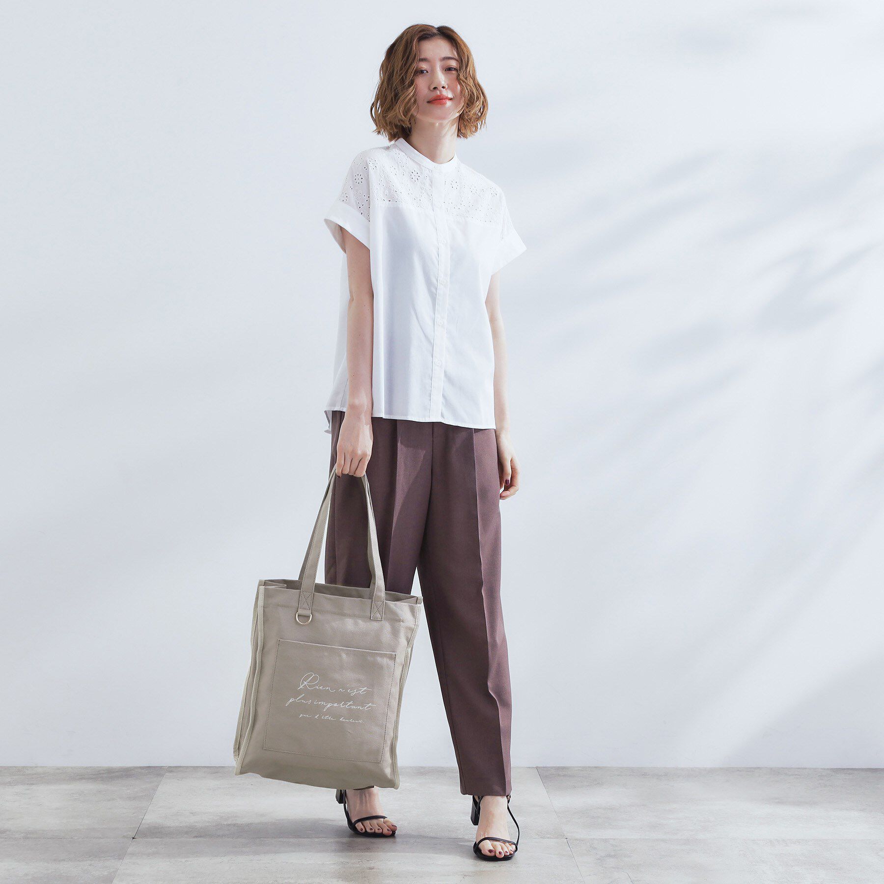 grove「【A4・多機能】パイピングロゴキャンバストート」|トートバッグ|