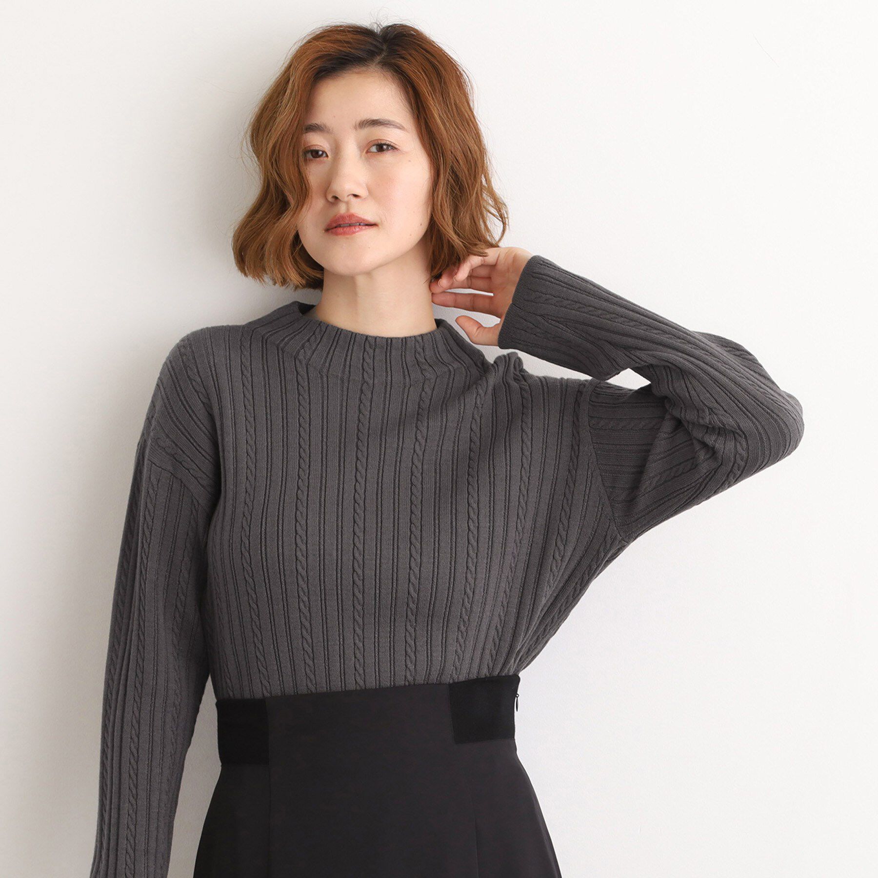 grove「【毛玉軽減／洗える】クロップドミニケーブルニット」|ニット・セーター|
