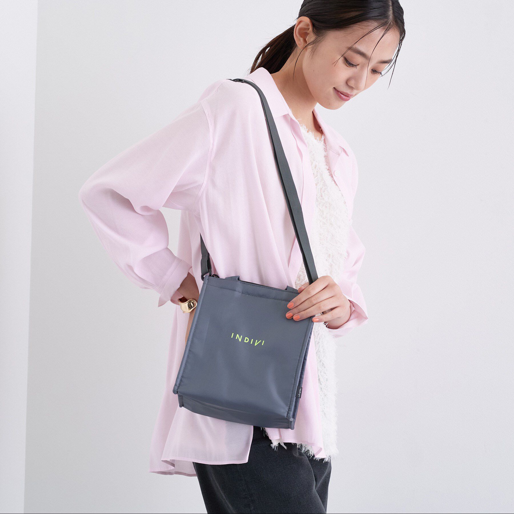 INDIVI「ショルダー付き保冷ランチバッグ」|ショルダー・メッセンジャー|