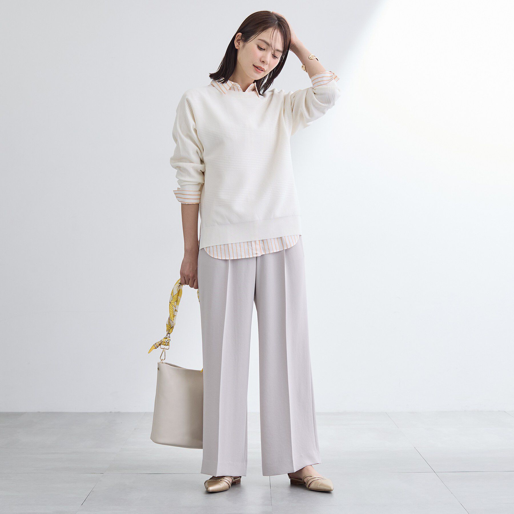 INDIVI「【洗える／キレイ色】体型カバー無縫製ニット」|ニット・セーター|