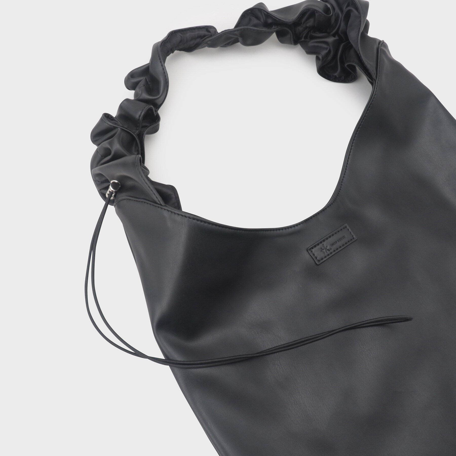 tk.TAKEO KIKUCHI「ギミックショルダーバッグ」|ショルダー・メッセンジャー|