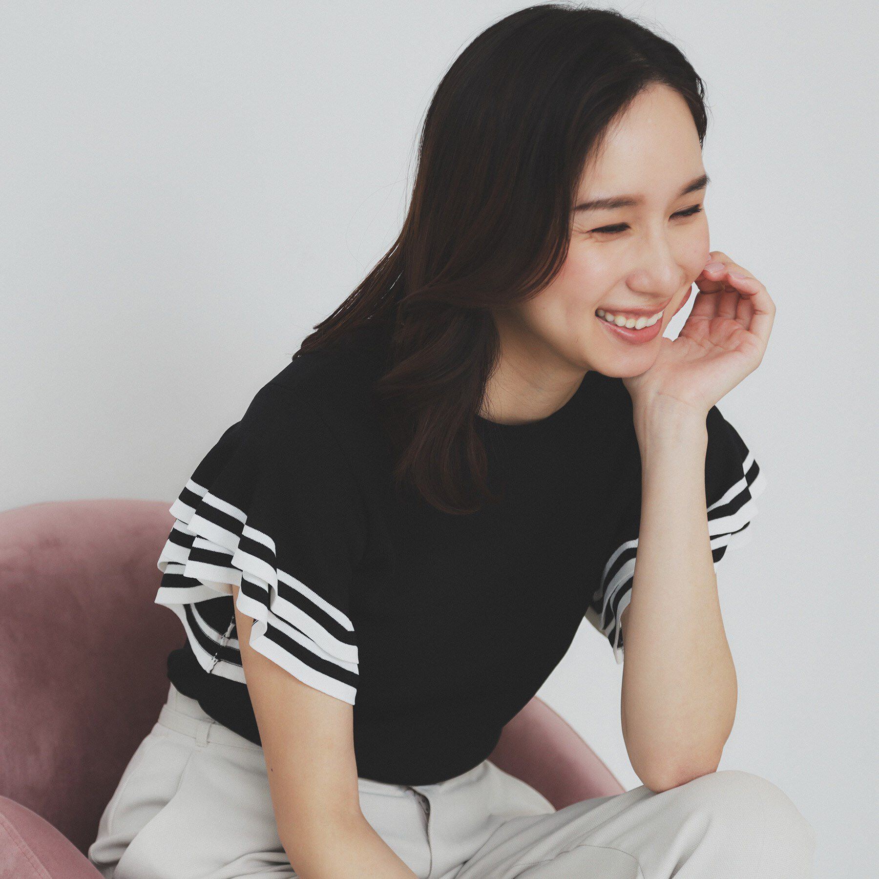 index「ボーダーフリルスリーブニット【洗濯機洗い可】」|ニット・セーター|ブラック(819)