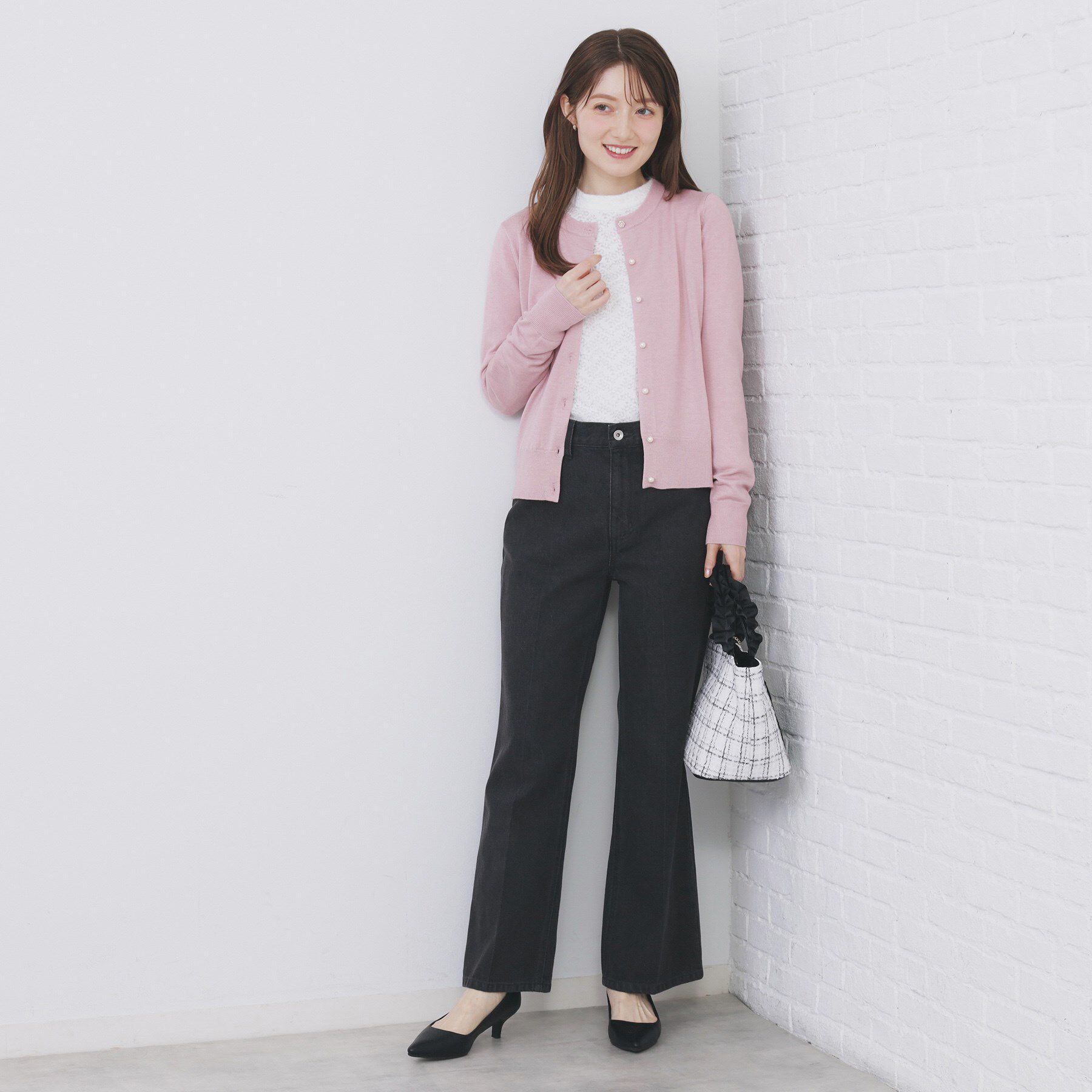 index「ビジュークルーネックカーディガン【洗濯機OK】」|カーディガン|