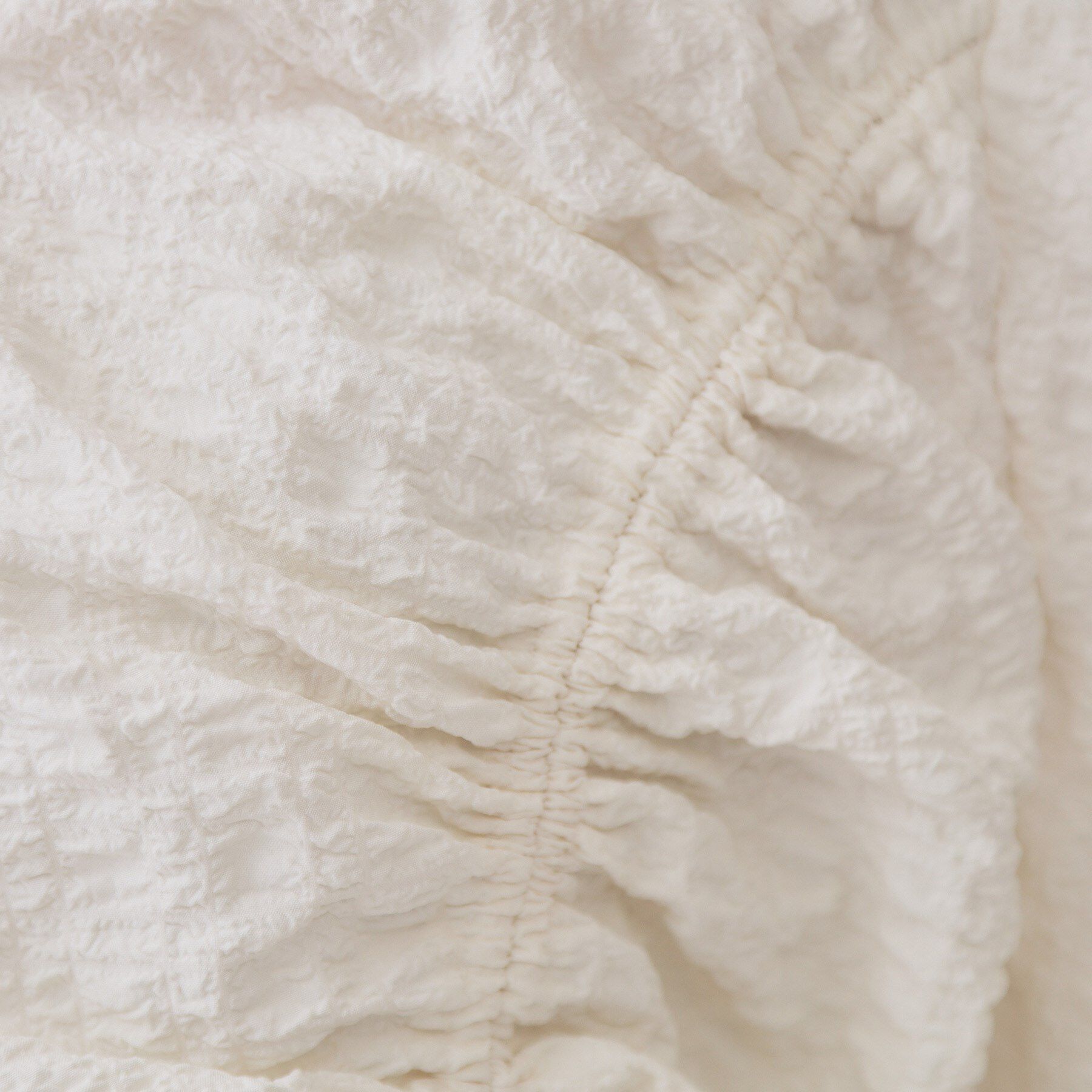 OPAQUE.CLIP「ふくれジャカードシャーリングデザインブラウス【洗濯機洗い可】」|シャツ・ブラウス|