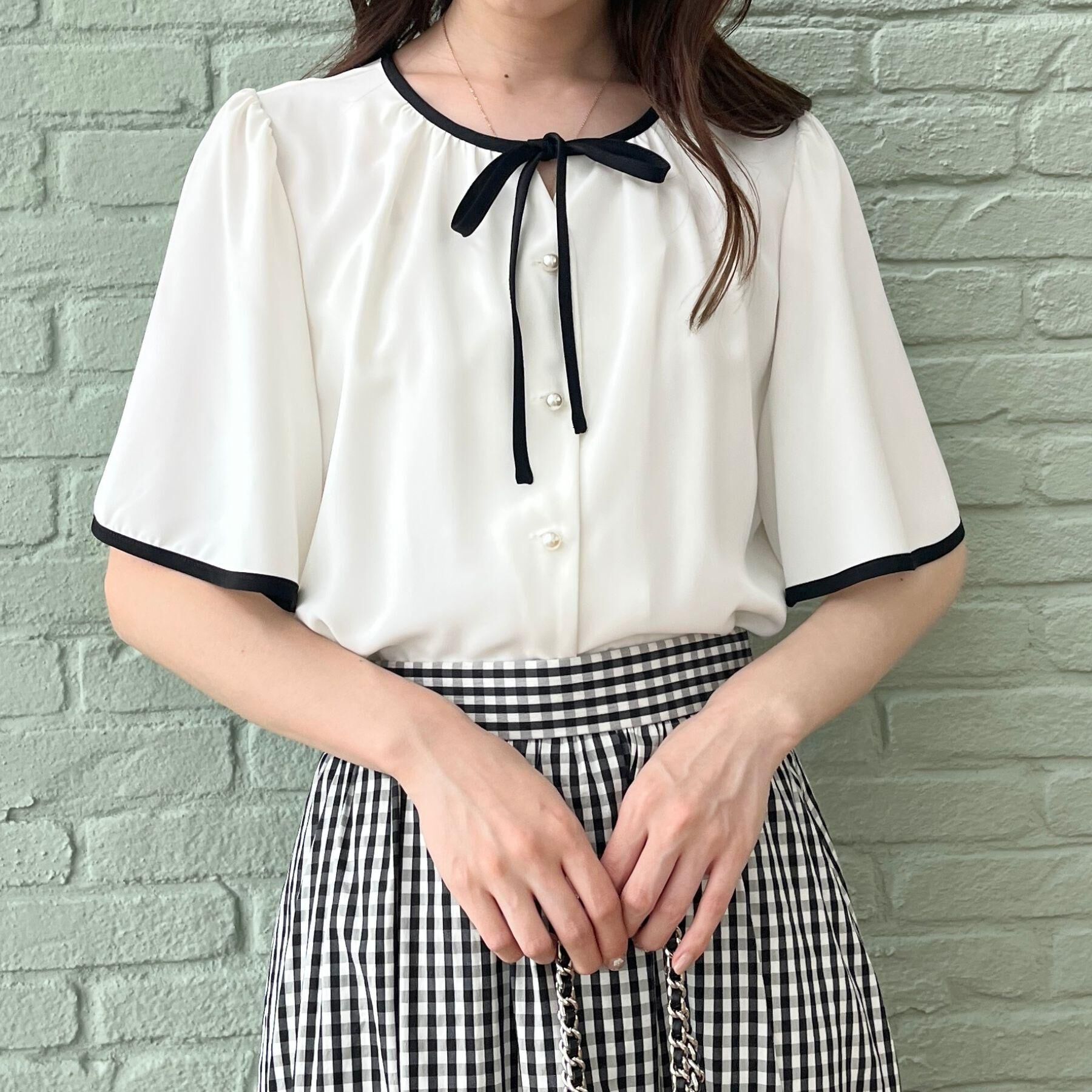 Couture broach「【きれいめ・二の腕カバー・通勤】配色フレア2WAYブラウス」|シャツ・ブラウス|