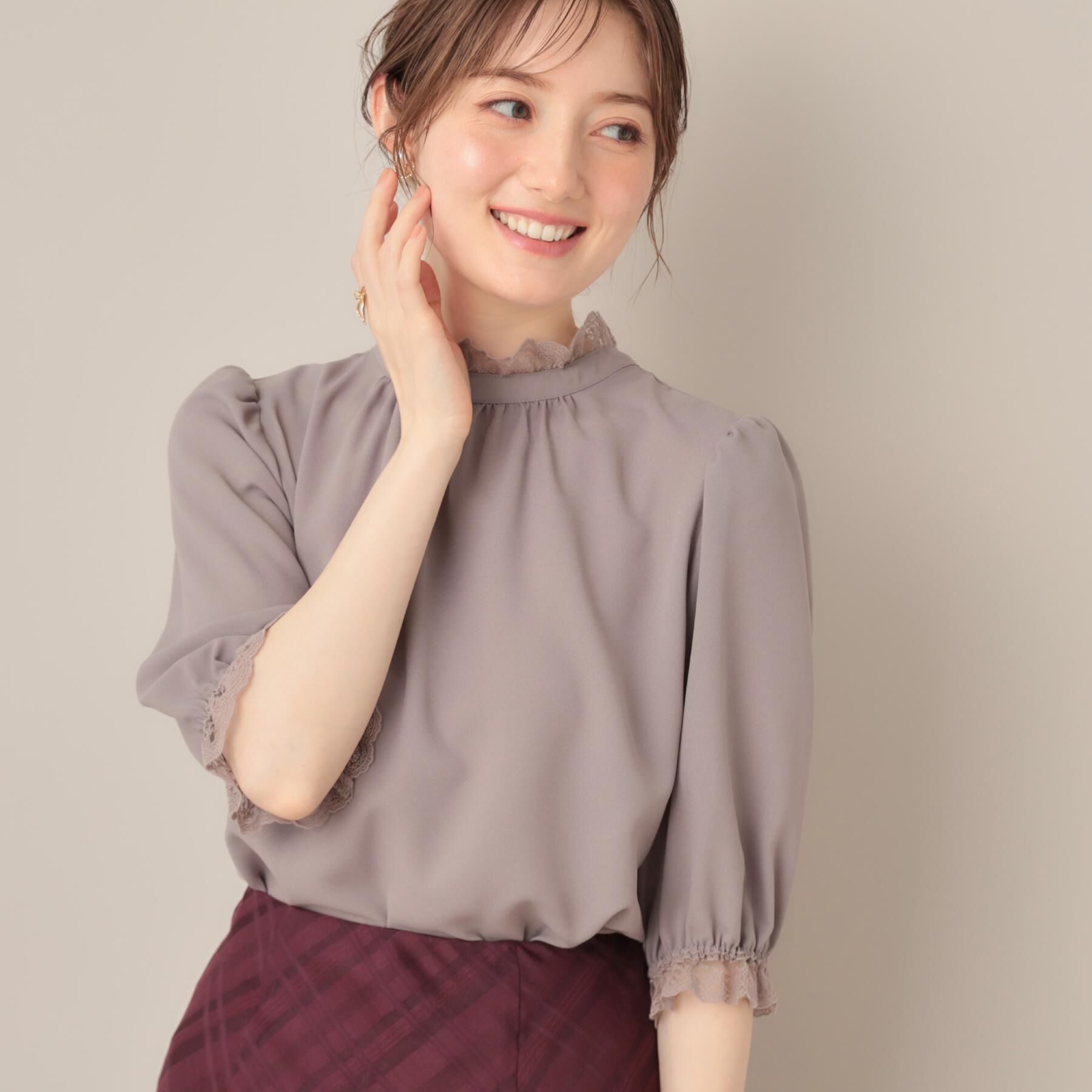 Couture broach「【華やか・大人可愛い・5分袖】エンブロレース前後2WAYブラウス」|シャツ・ブラウス|