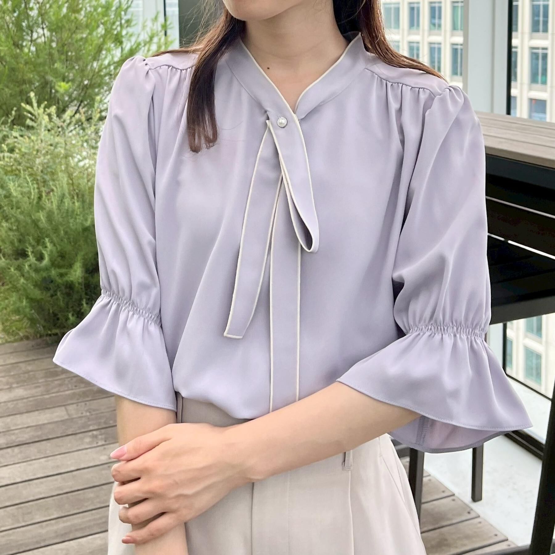 Couture broach「【大人可愛い・5分袖・通勤】デザインタイブラウス」|シャツ・ブラウス|