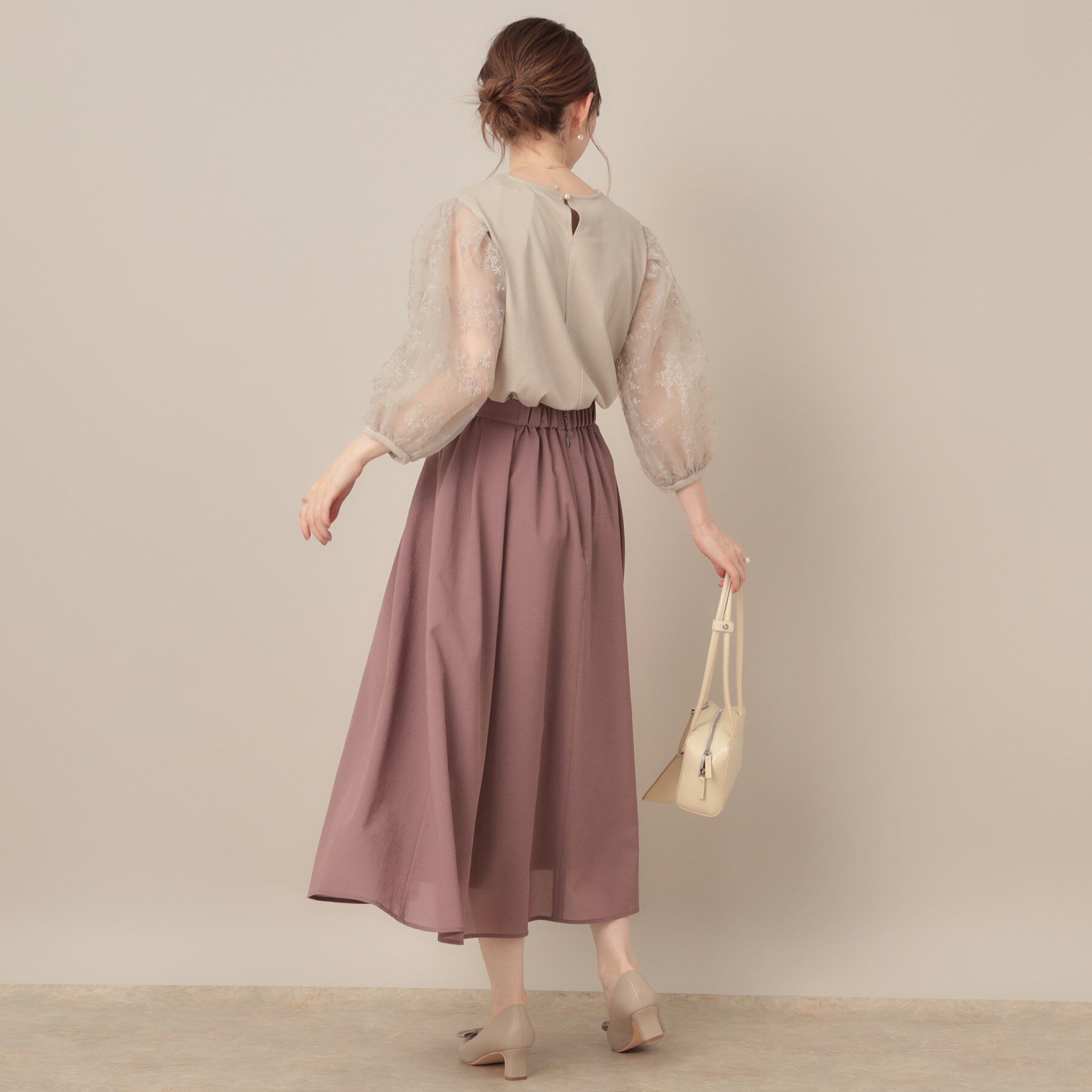 Couture broach「【接触冷感・UVカット・マシンウォッシャブル】袖レースドッキングカットソー」|Tシャツ・カットソー|