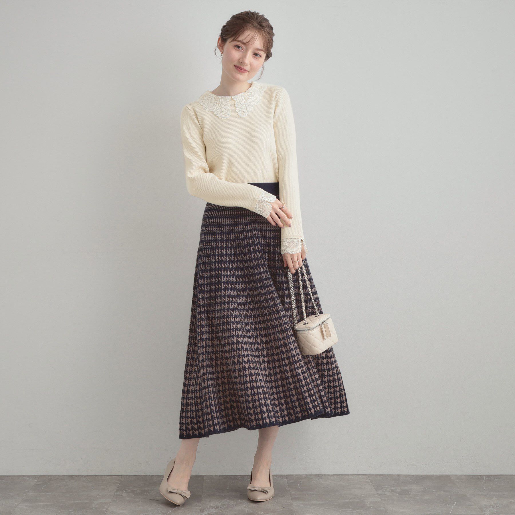 Couture broach「【着映え・フェミニン・通勤】レース衿カフス付きリブニット」|ニット・セーター|