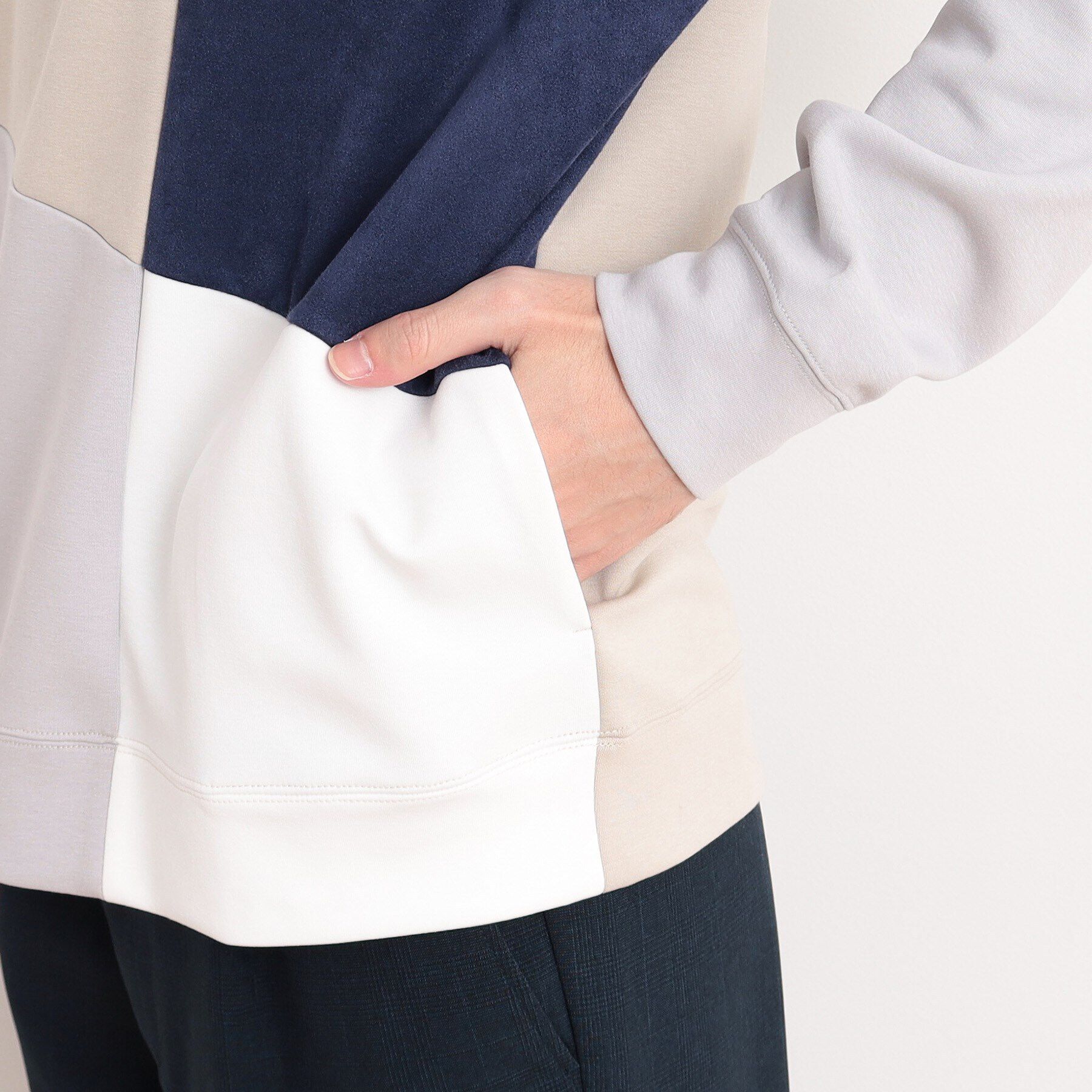 THE SHOP TK「異素材ブロッキングダンボールパーカ」|パーカー|