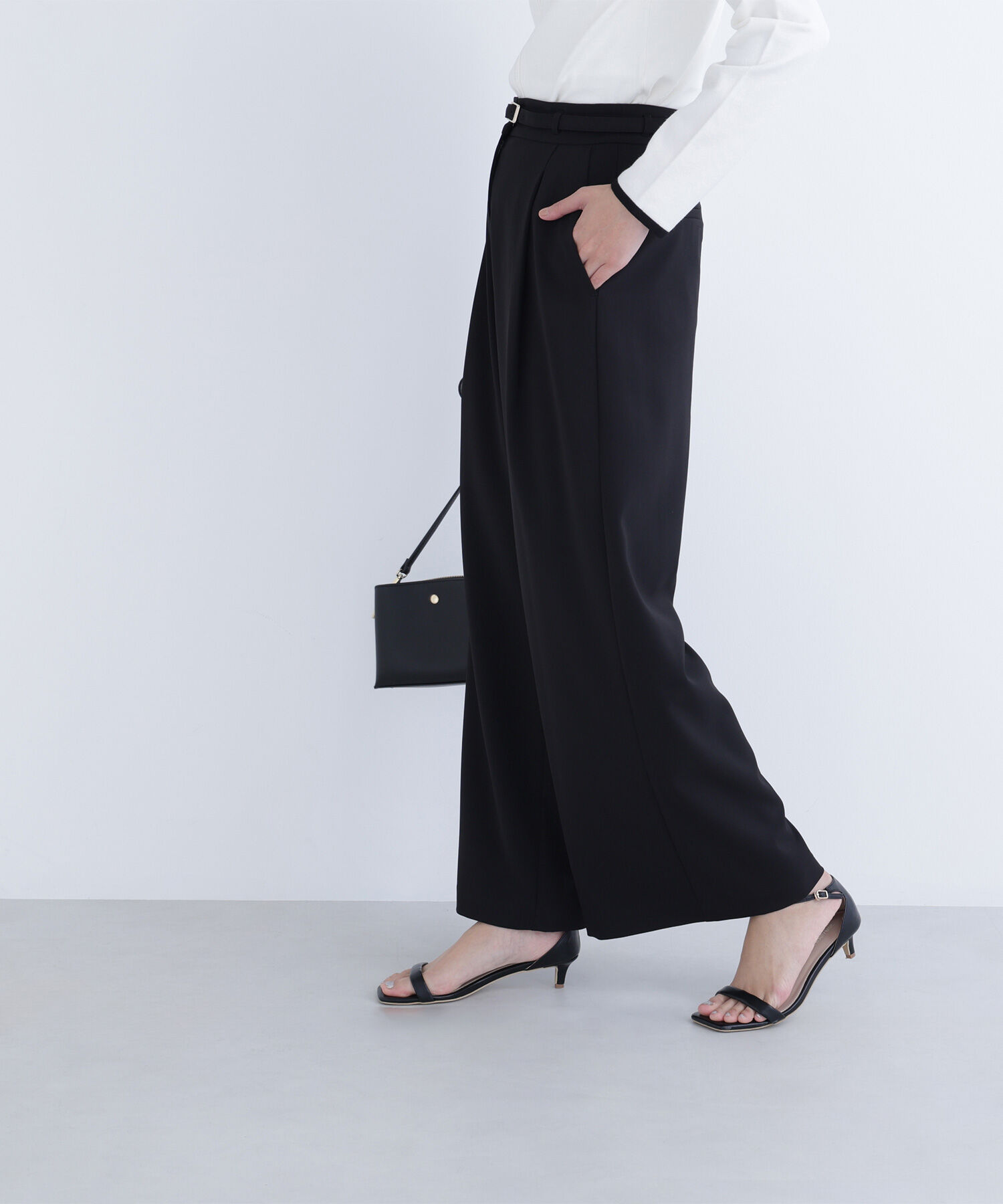  「ベルテッドタックワイドパンツ」|その他|