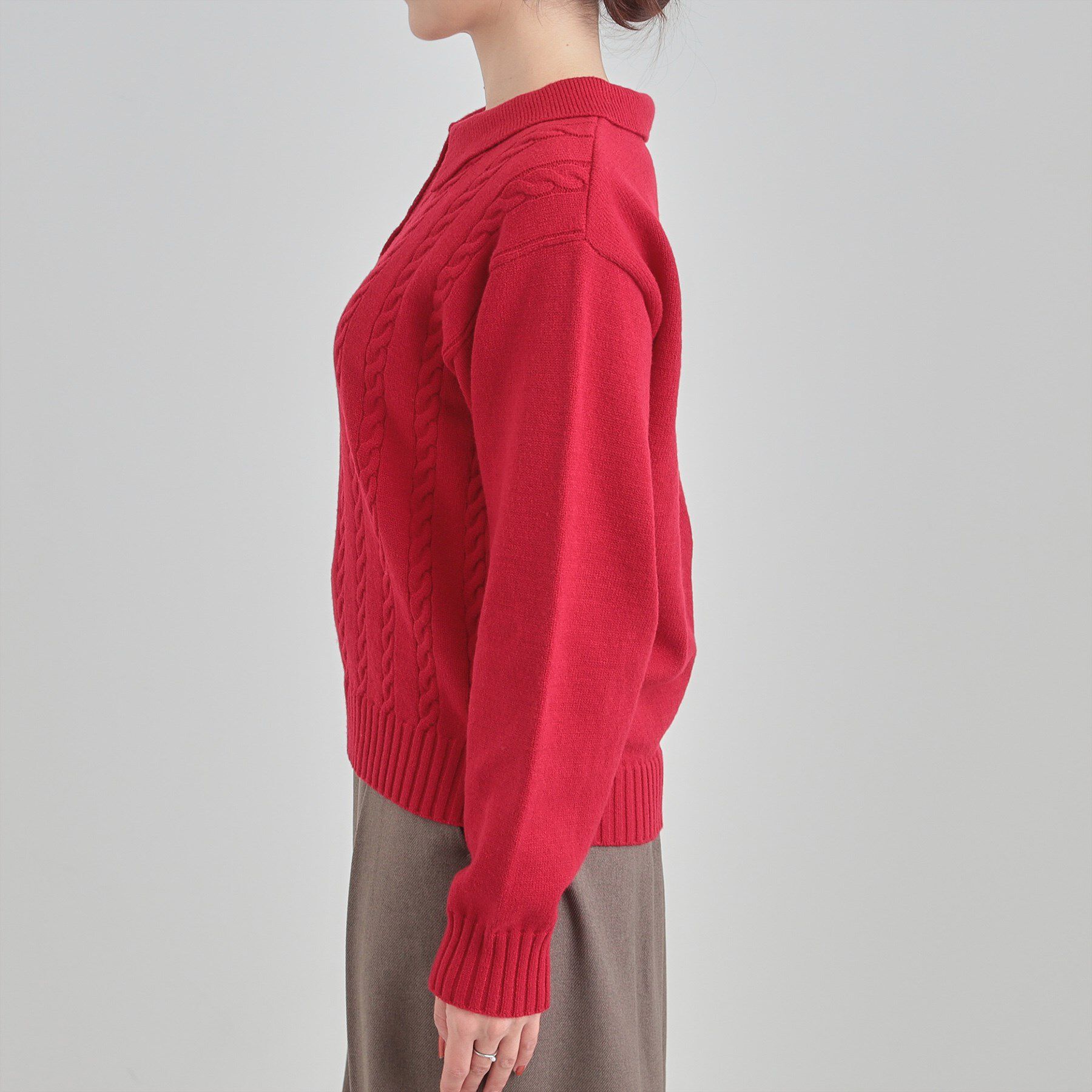 SHOO･LA･RUE「【S-LL】配色ボタンがポイント 襟付きケーブルニット」|ニット・セーター|