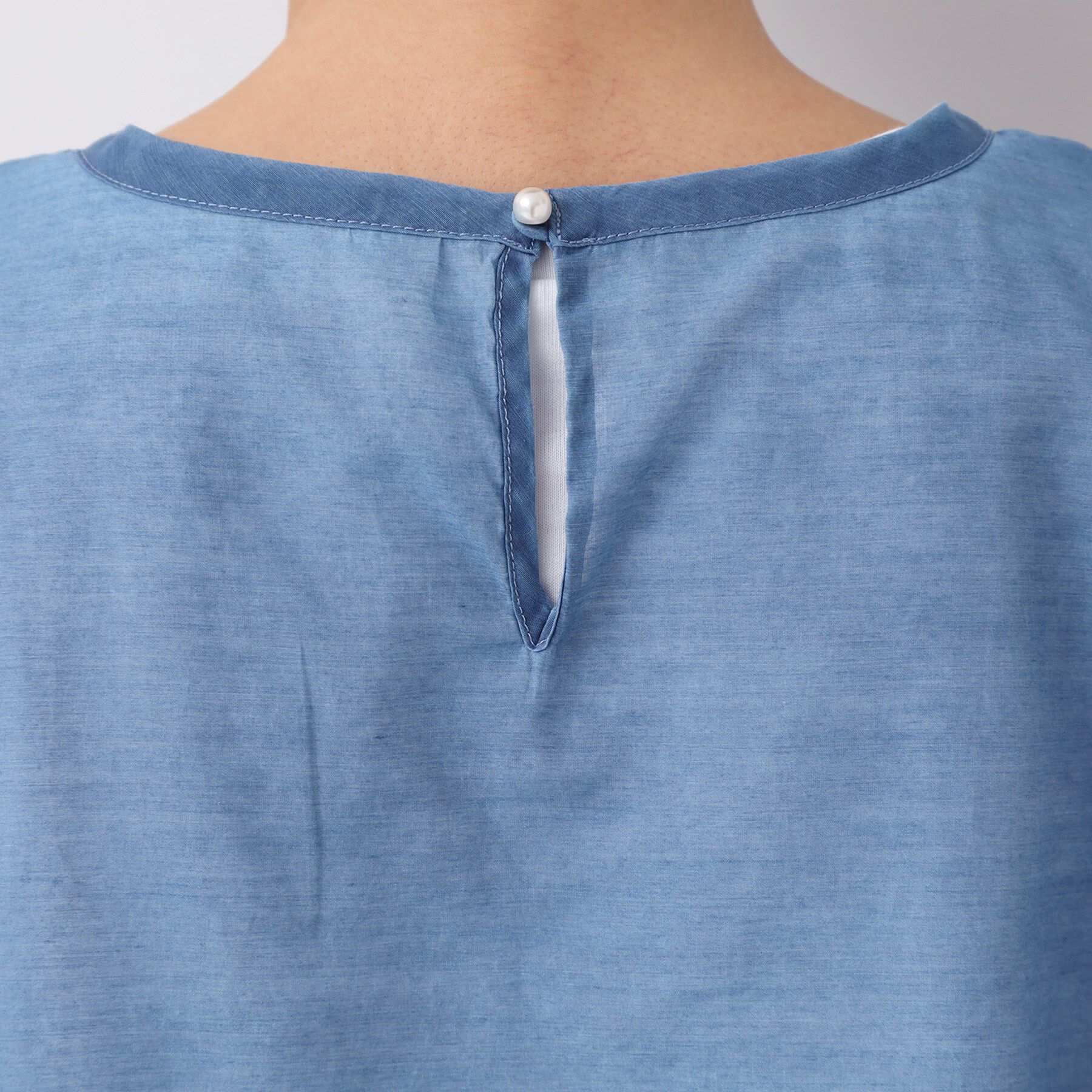 Dessin「【洗える】シアーデニムショート丈ブラウス」|シャツ・ブラウス|