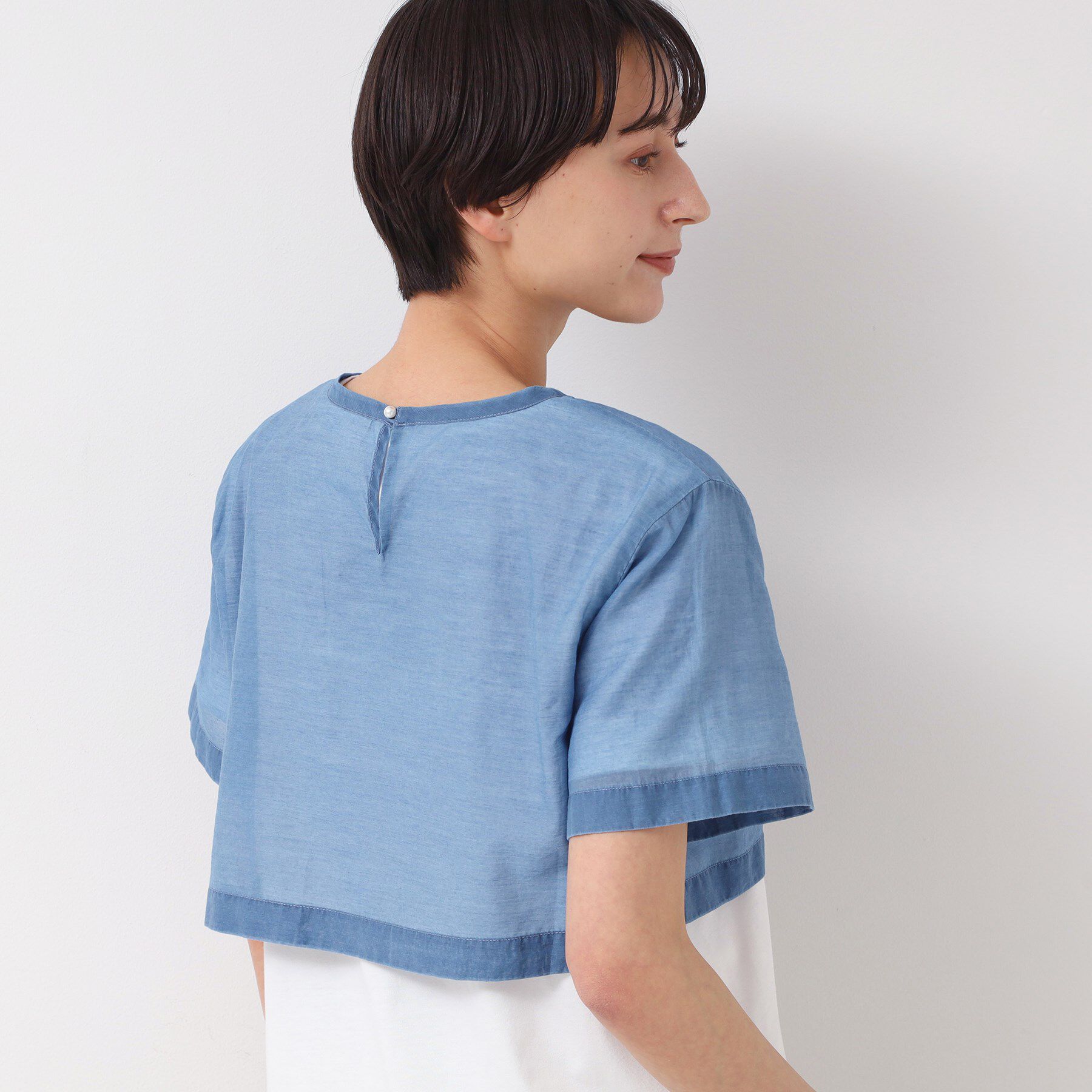 Dessin「【洗える】シアーデニムショート丈ブラウス」|シャツ・ブラウス|