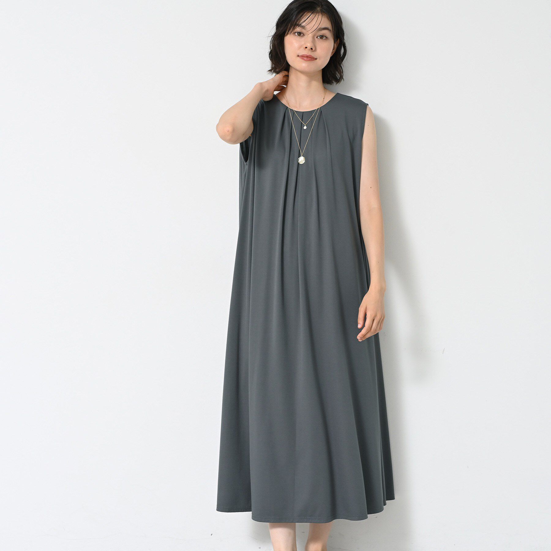 Dessin「【接触冷感】スムースポンチワンピース」|ワンピース|チャコールグレー(0