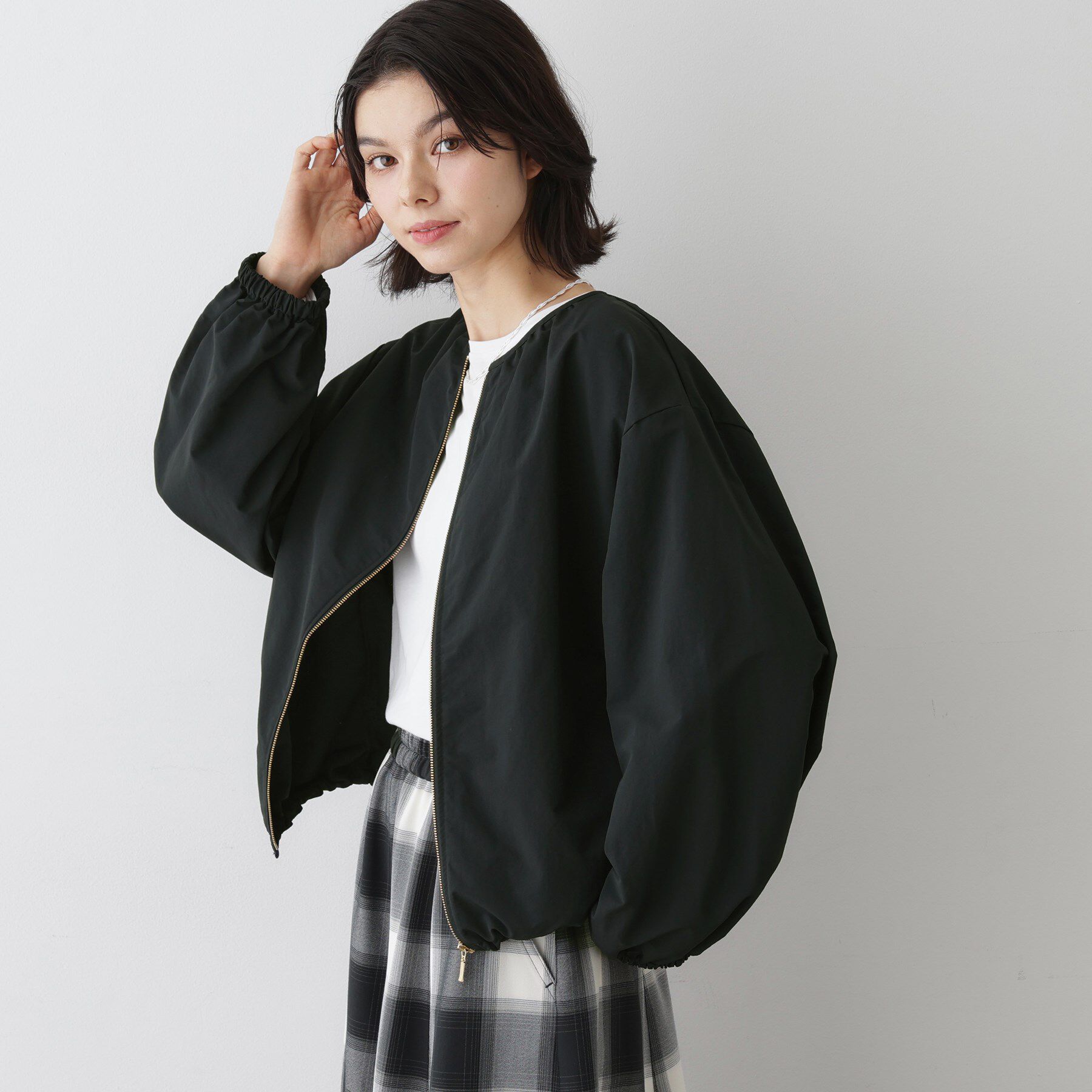 Dessin「【撥水・洗える】クルーネックブルゾン」|ブルゾン・スタジャン|