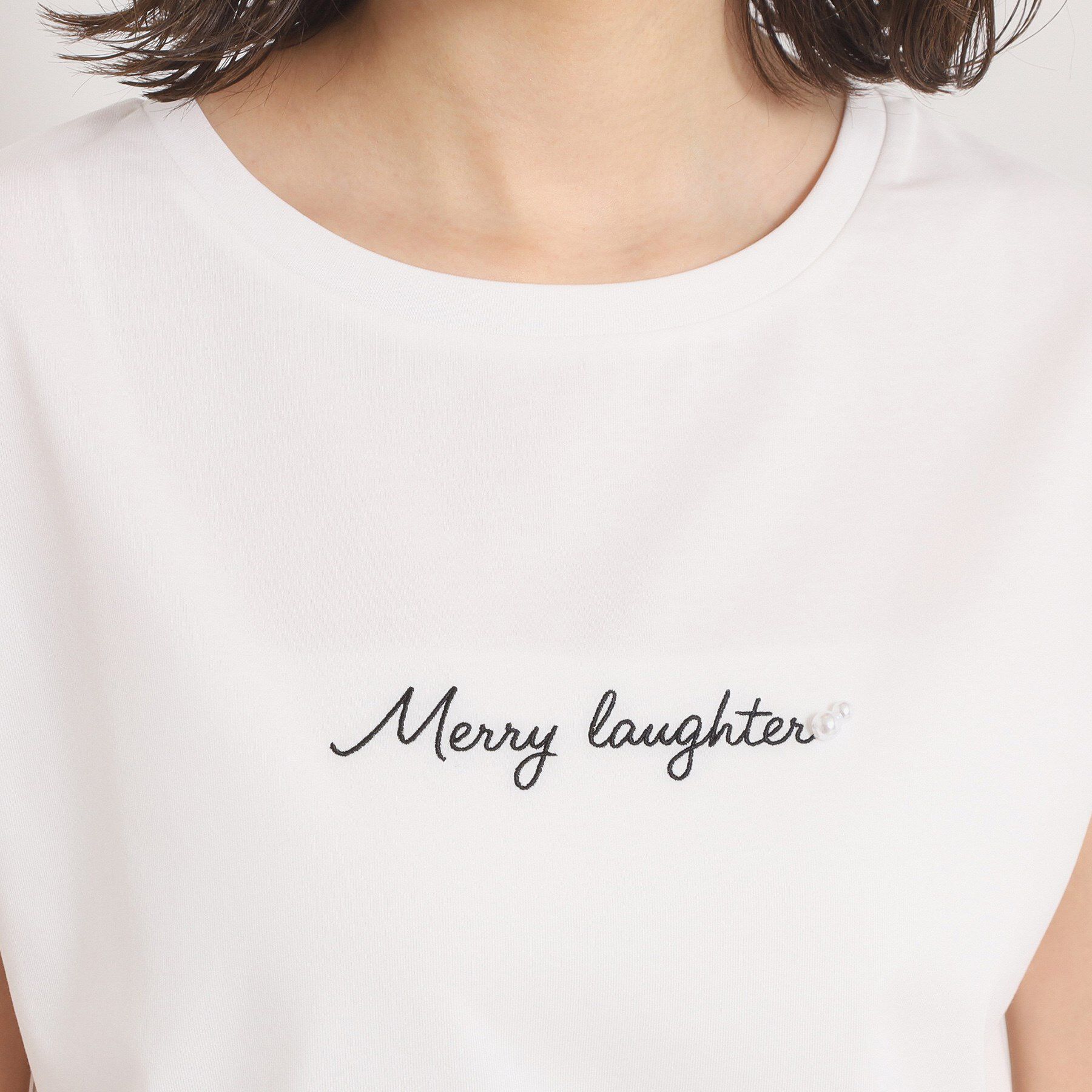 ITS&rsquo;DEMO「【接触冷感／洗濯機OK】刺繍&times;パール調ロゴフレンチT」|Tシャツ・カットソー|