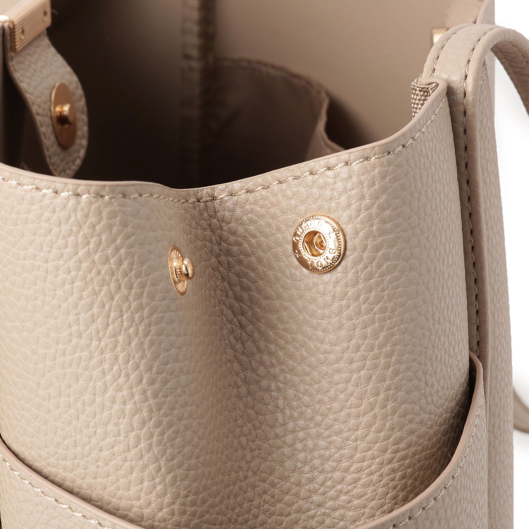 ITS&rsquo;DEMO「【通勤】タッセル付き変形A4トート」|トートバッグ|