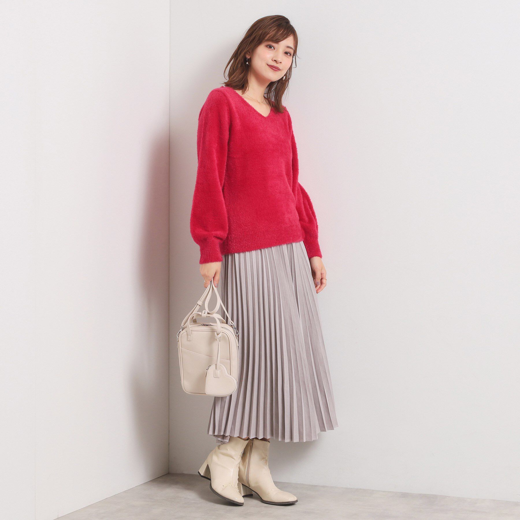 ITS&rsquo;DEMO「【手洗い可】フェザーヤーンVネックニット」|ニット・セーター|