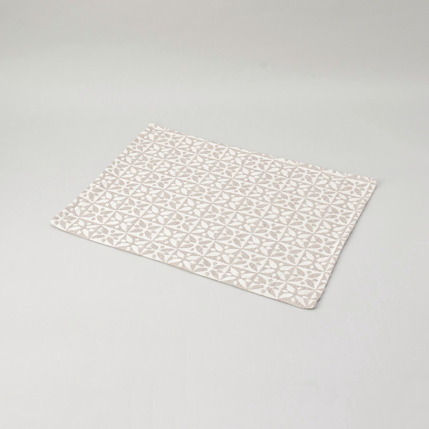 212 KITCHEN STORE「クローネ プレイスマットL OW」|食器・キッチングッズ|