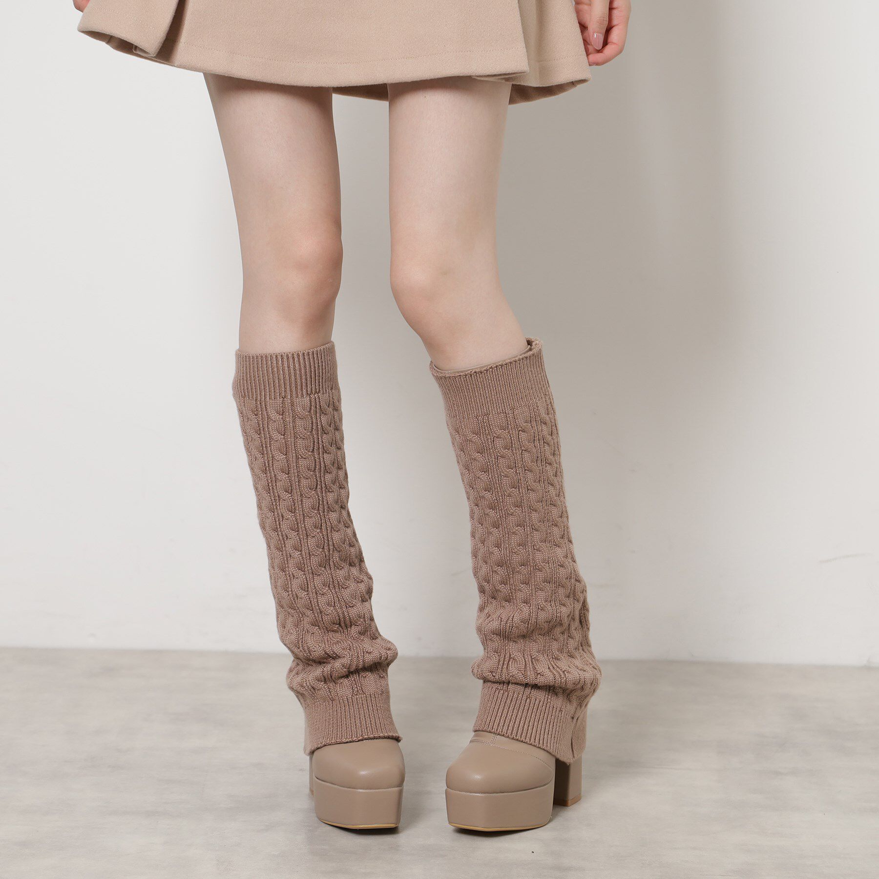 ESPERANZA「【ラク盛り／ロングブーツ】リピーター続出／脚長美脚 スクエアニットカバー付きロングブーツ」|ショートブーツ|