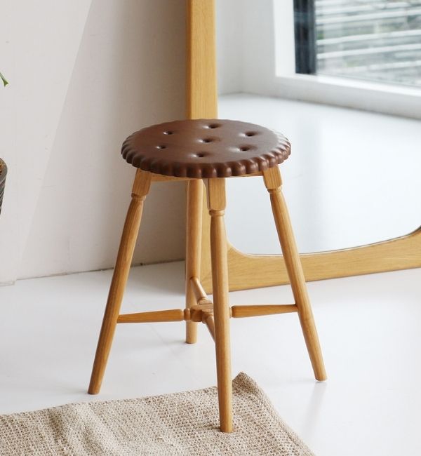 B-COMPANY「まるでお菓子！ ビスケットスツール」|食器・キッチングッズ|