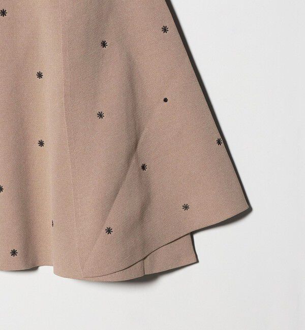 UNITED ARROWS「エンブロイダリー フラワー ケープニット ‐ウォッシャブル‐」|ニット・セーター|