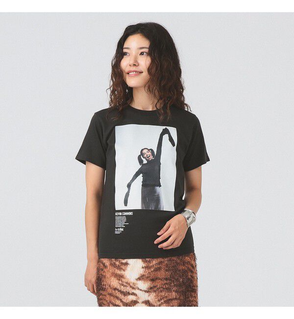 Ray BEAMS 「【別注】Kevin Cummins / 「Bjork」Photo T②」|Tシャツ・カットソー|