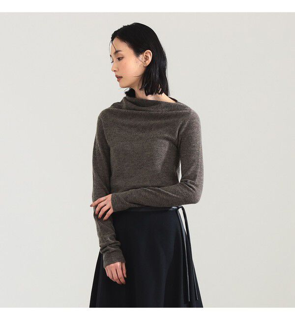 Demi-Luxe BEAMS 「AK+1 / 片畦 アシメトリーネック プルオーバー」|ニット・セーター|