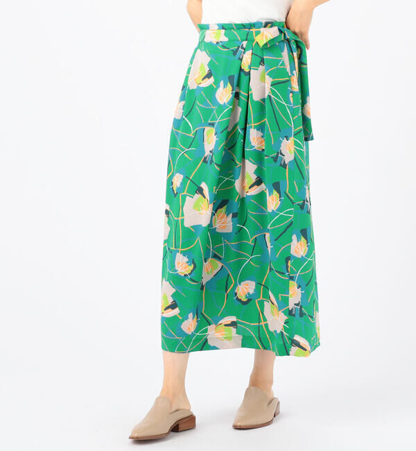 Ballsey「アイヴィーフラワープリント アシンメトリータックミディスカート」|フレア|