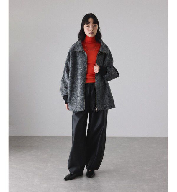 ADAM ET ROPE'「シンセティックレザートラックパンツ」|チノ|