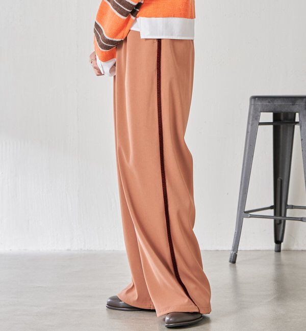  「サイドベロア裾ドロストパンツ」|チノ|