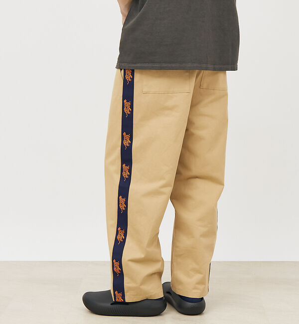 ABAHOUSE「【Revo./レボ】ワイドレッグ/タイガーテープライン/ツイルワークイージーパン」|チノ|