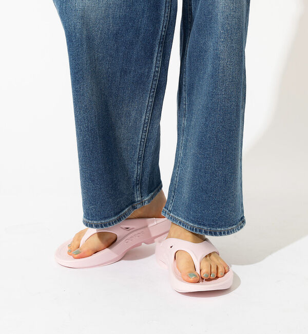 Rouge vif「【OOFOS/ウーフォス】O Original / リカバリーサンダル【WEB限」|サンダル|