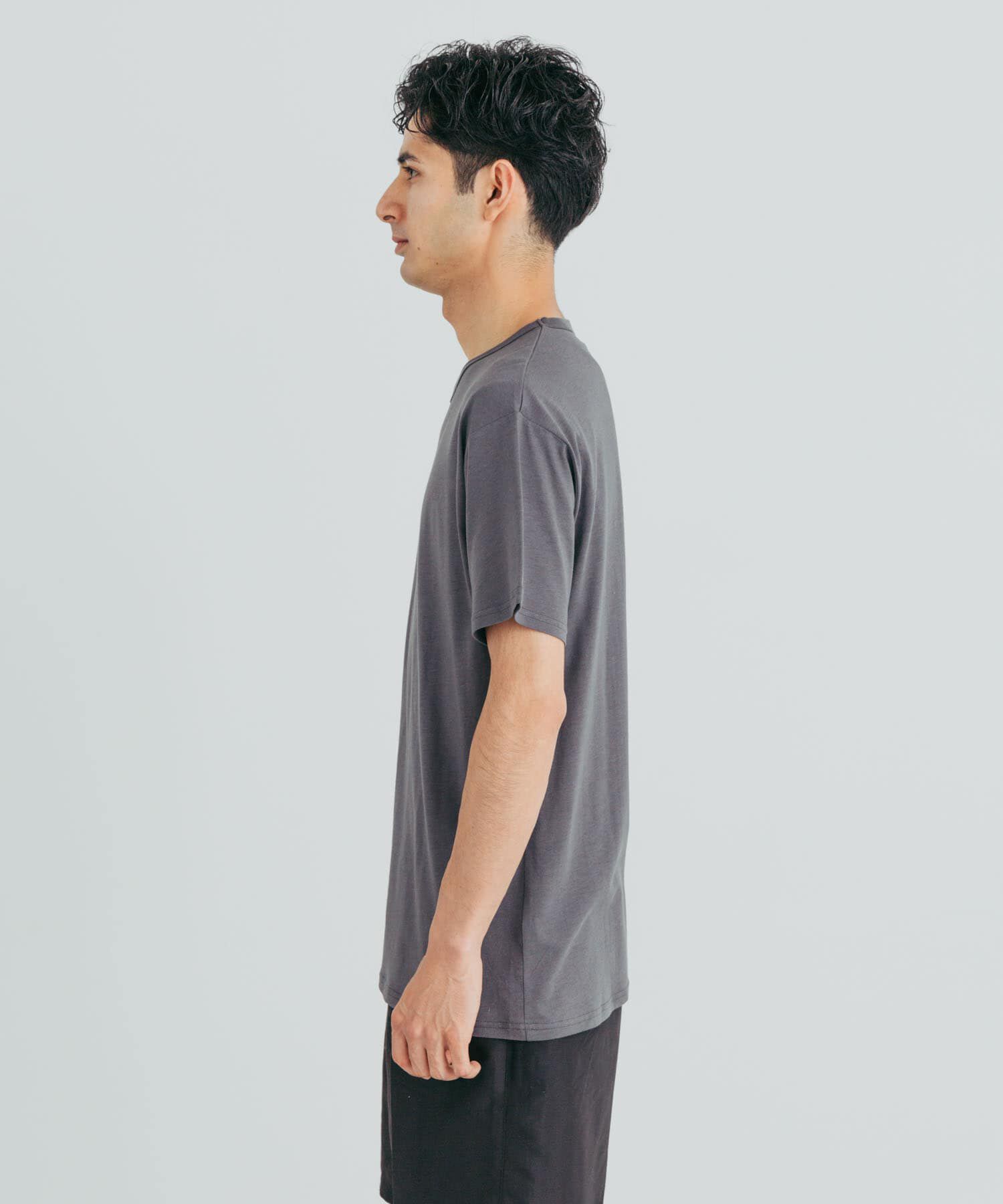 URBAN RESEARCH「『UR TECH』クルーネックTシャツ」|Tシャツ・カットソー|