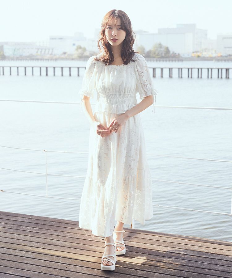 earth music&ecology「透かし花柄ブラウス」|シャツ・ブラウス|