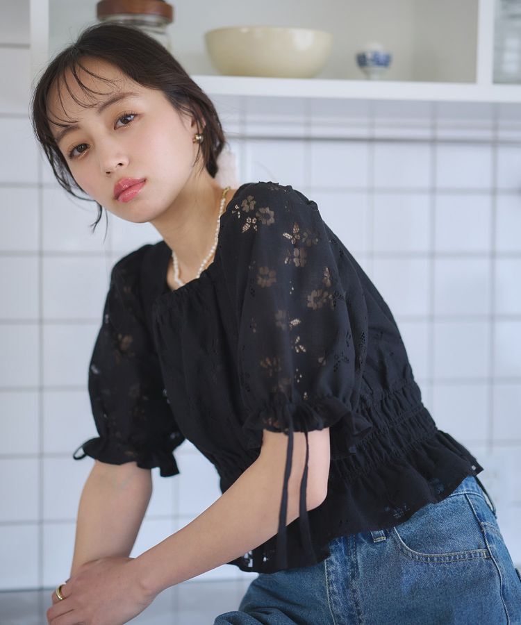 earth music&ecology「透かし花柄ブラウス」|シャツ・ブラウス|