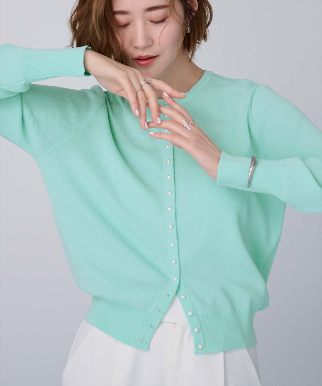 ur's「2wayパール釦ニットカーディガン」|ニット・セーター|