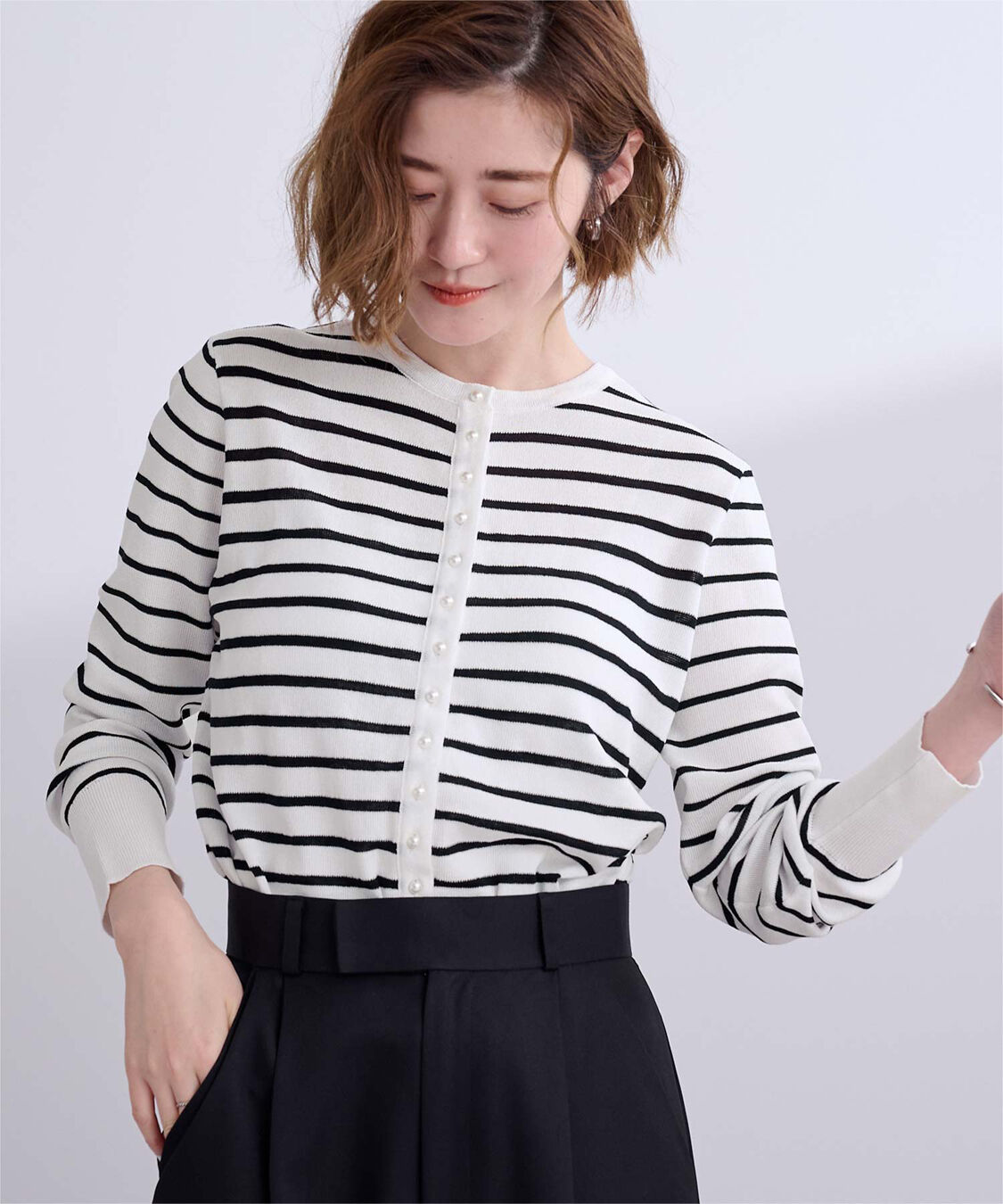 ur's「2wayパール釦ニットカーディガン」|ニット・セーター|ボーダー/ホワイト