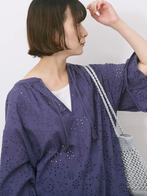 Samansa Mos2 blue「【Made in India】タッセル付ギャザーレースブラウス」|シャツ・ブラウス|パープル